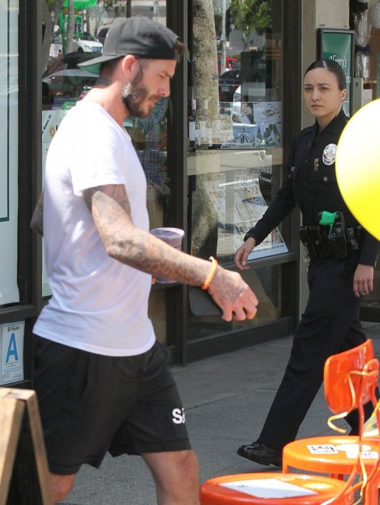 Victorii Beckham wydaje się, że wszystko jej wolno? (FOTO)