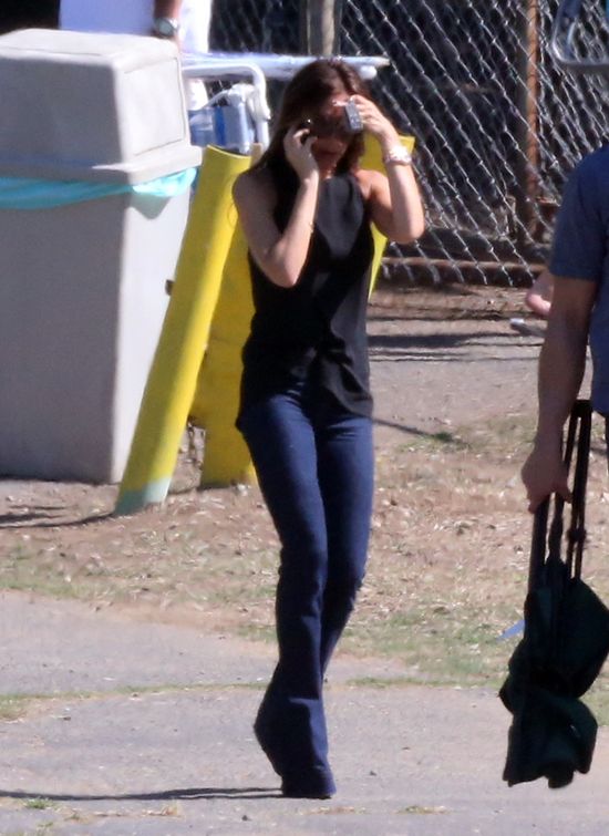 Victoria Beckham znowu ogląda synów na meczu (FOTO)