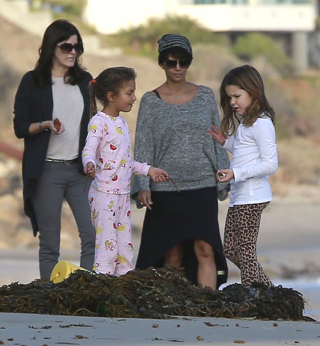 Halle Berry poświęca czas córeczce (FOTO)