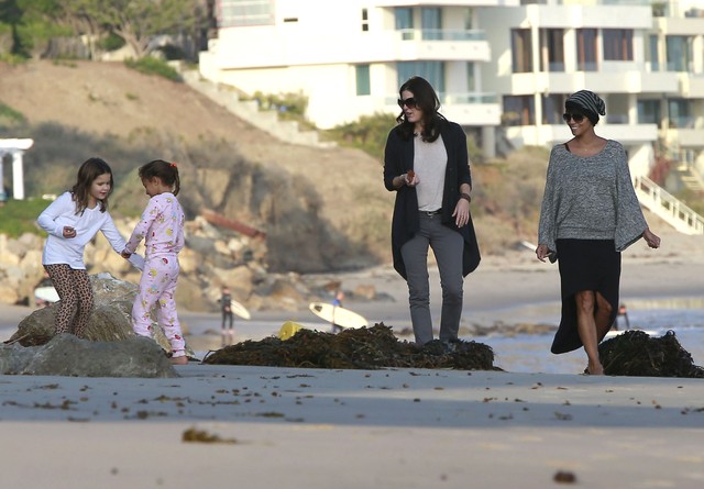 Halle Berry poświęca czas córeczce (FOTO)