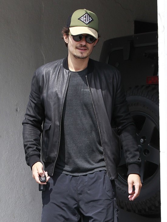 Orlando Bloom - im starszy tym bardziej seksowny? (FOTO)
