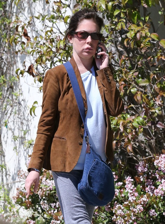 Lara Flynn Boyle zmasakrowała sobie twarz! (FOTO)