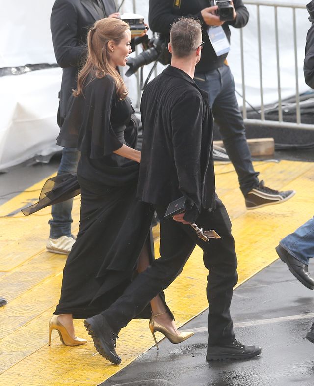 Jolie i Pitt znów ubrani w jednym stylu (FOTO) Jolie i Pitt znów ubrani w jednym stylu (FOTO)