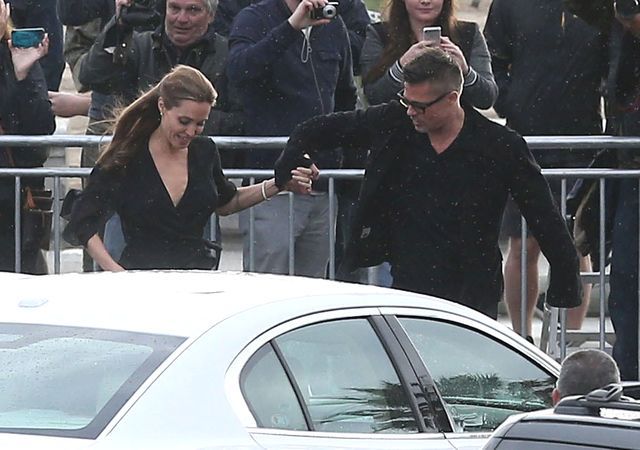 Jolie i Pitt znów ubrani w jednym stylu (FOTO) Jolie i Pitt znów ubrani w jednym stylu (FOTO)