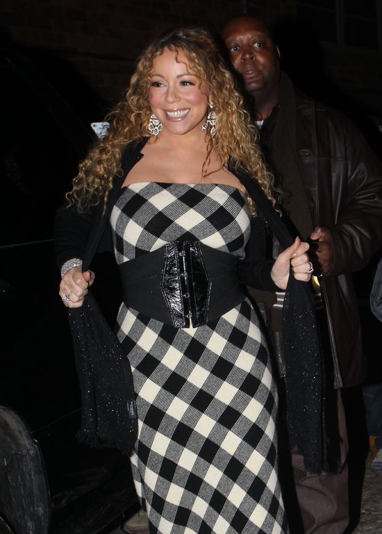 Mariah Carej jak wieeelka szachownica (FOTO)