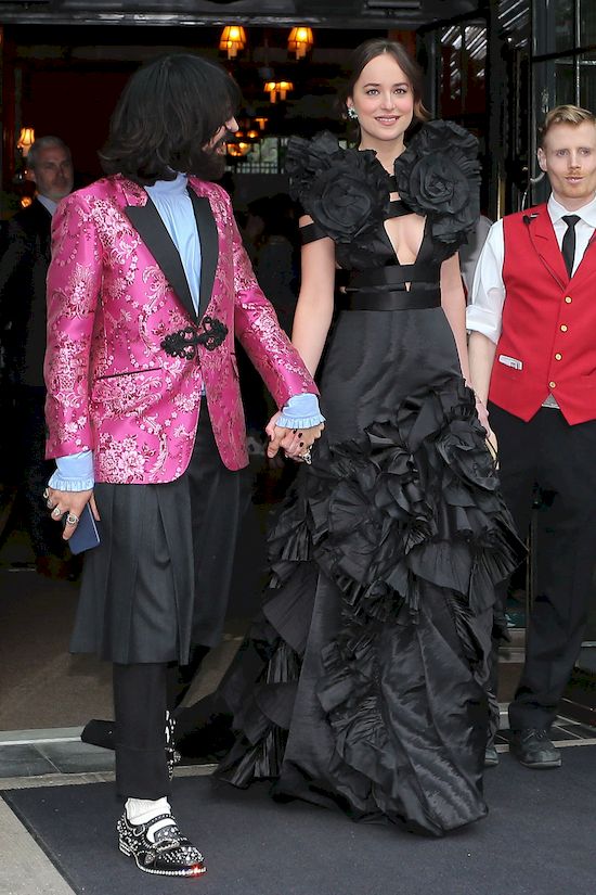 To z NIM Dakota Johnson była na Gali MET! Czy to już oficjalne? 