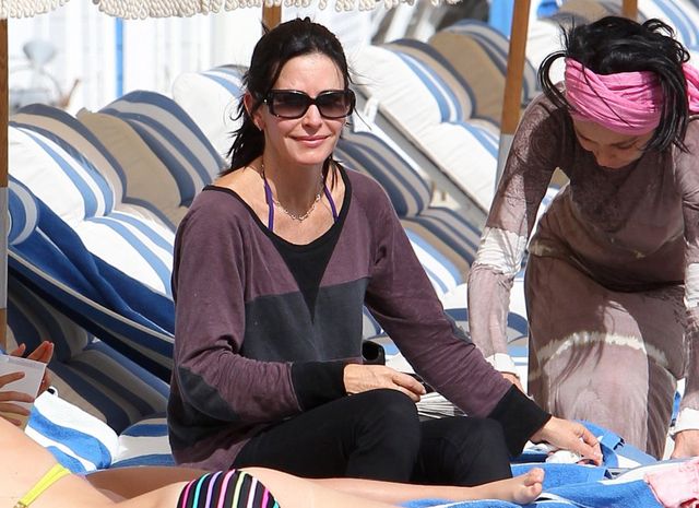 Courteney Cox żałuje swoich operacji plastycznych: Boże, wyglądam strasznie. Courteney Cox żałuje swoich operacji plastycznych: Boże, wyglądam strasznie.