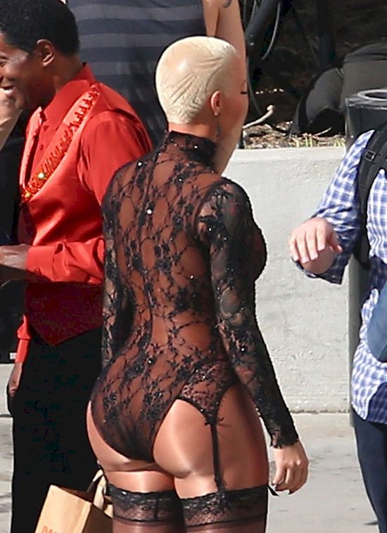 Reklama domu publicznego? Nie, to tylko Amber Rose (FOTO)