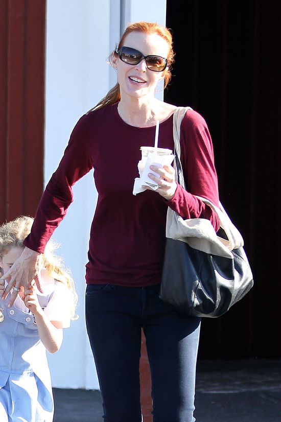 Te bliźniaczki coraz bardziej przypominają mamę (FOTO)