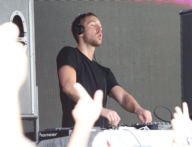 Miley Cyrus chudnie w oczach (FOTO)