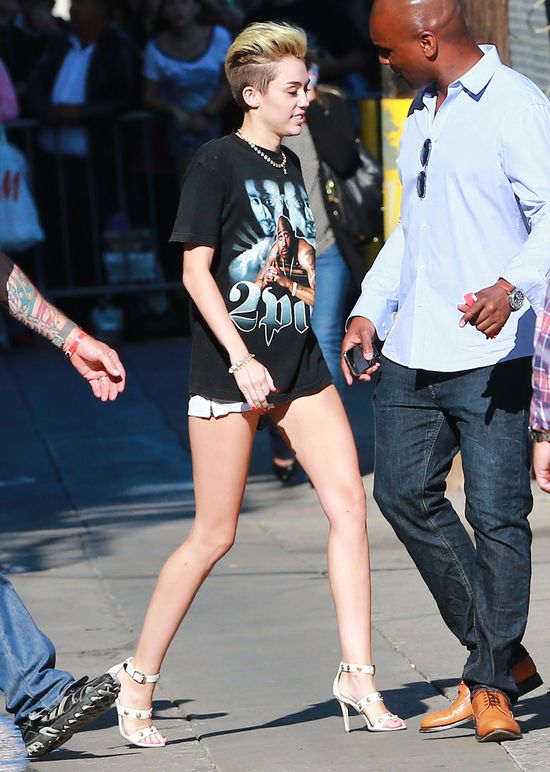 Miley Cyrus chce być drugą Rihanną? (FOTO)