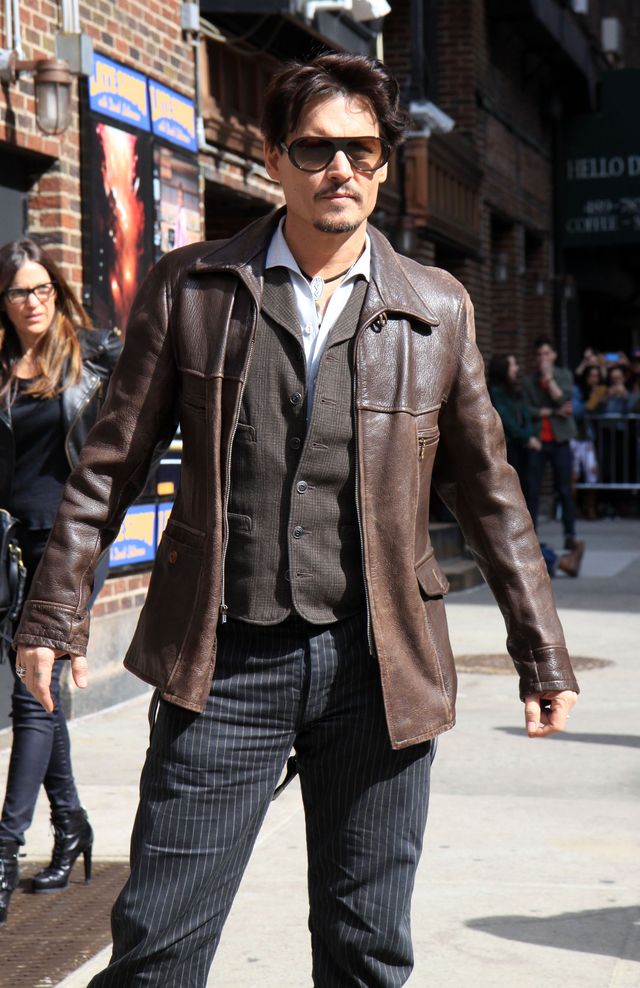 Domyślacie się, kto nosi tak zniszczone buty? (FOTO)