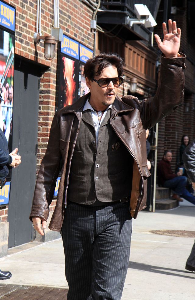 Domyślacie się, kto nosi tak zniszczone buty? (FOTO)