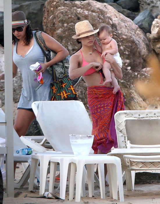 Everly Tatum to słodki pączuś! (FOTO)