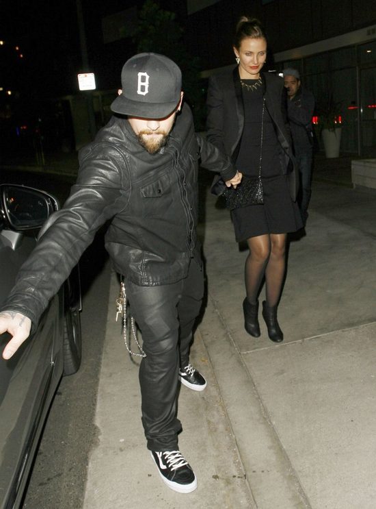  Cameron Diaz wygląda, jakby była w ciąży? (FOTO)