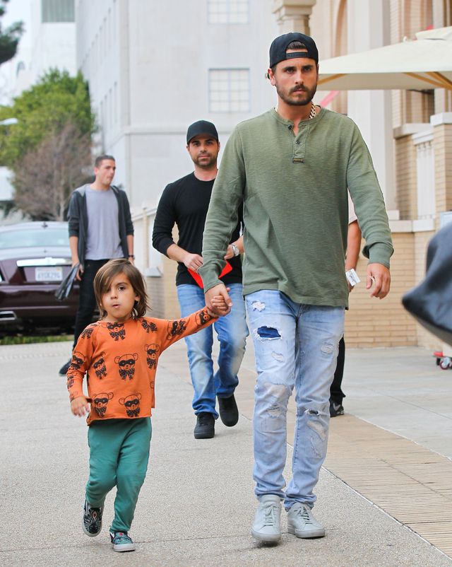 Kris Jenner chwali się walentynkowymi bukietami (FOTO) Kris Jenner chwali się walentynkowymi bukietami (FOTO)