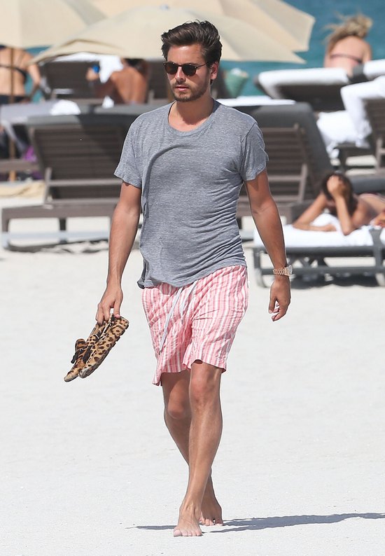 Scott Disick w panterkowych mokasynach (FOTO)