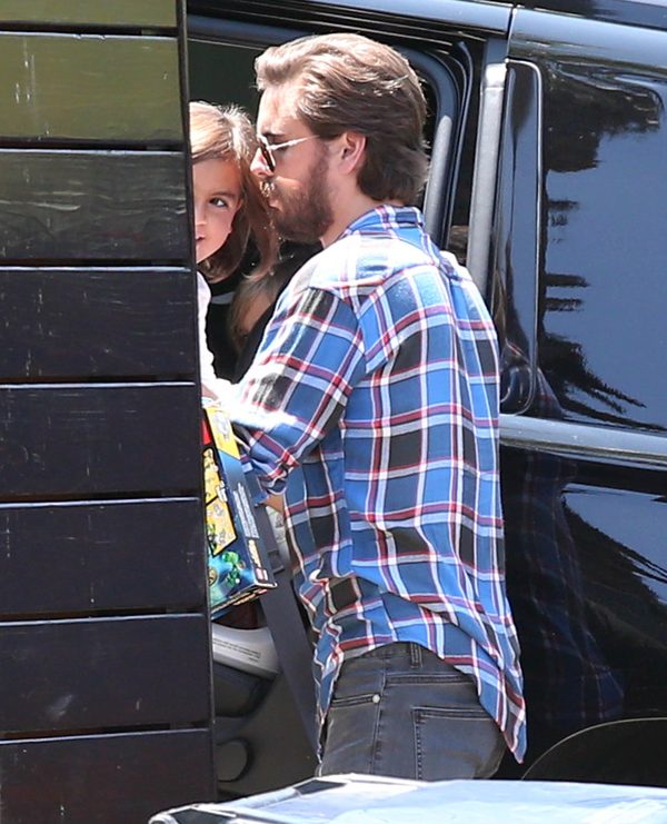 Scott Disick spotkał się z dziećmi (FOTO)