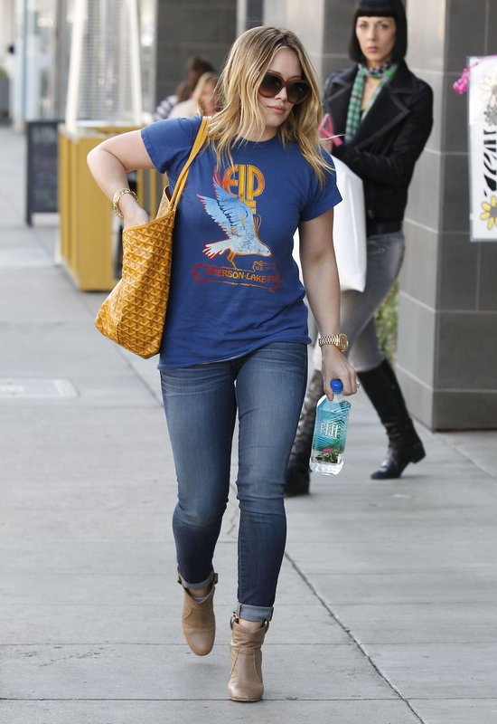 Hilary Duff coraz bliżej sylwetki idealnej (FOTO)