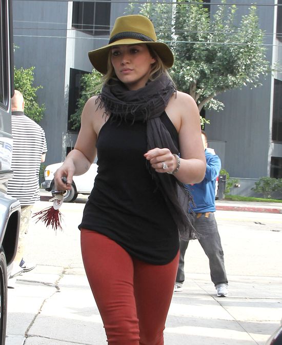 Jak Hilary Duff idzie powrót do formy? (FOTO) Jak Hilary Duff idzie powrót do formy? (FOTO)