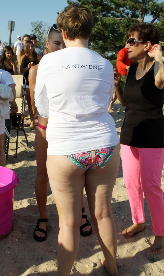 Ona wcale nie omija siłowni szerokim łukiem (FOTO)