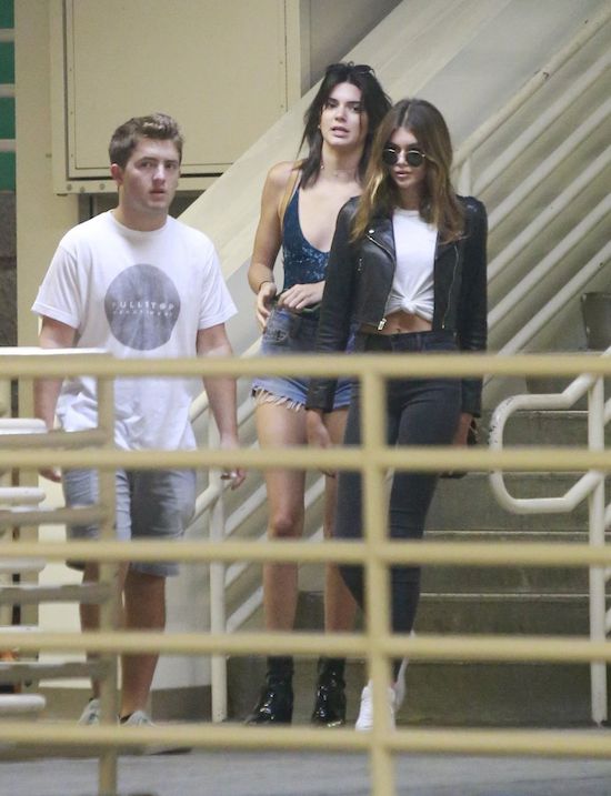 Tak niezadbanej Kendall Jenner jeszcze nie widzieliśmy (FOTO) Tak niezadbanej Kendall Jenner jeszcze nie widzieliśmy (FOTO)