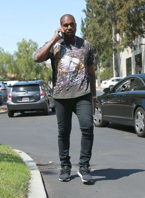 Chris Brown reaguje na kontrowersyjny teledysk Kanye Westa! (+18)