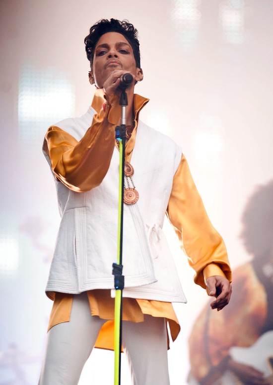 Prince nie żyje - piosenkarz zmarł w wieku 57 lat Prince nie żyje - piosenkarz zmarł w wieku 57 lat