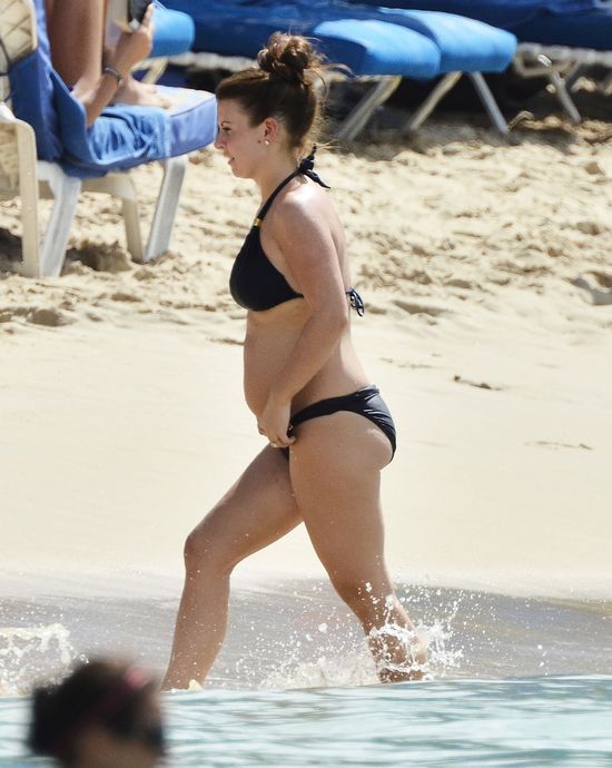 Coleen Rooney pokazuje ciążowy brzuszek (FOTO)