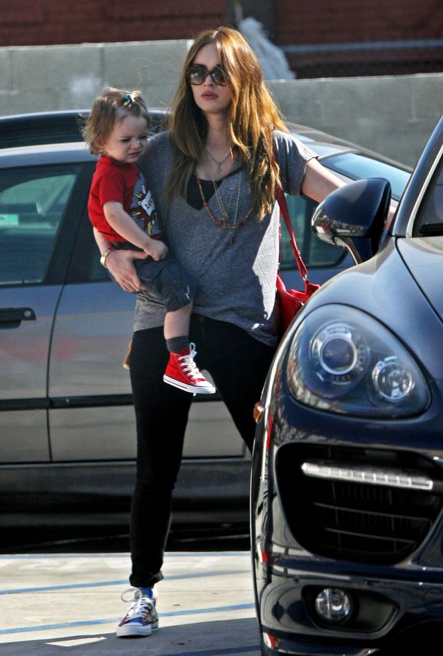 Megan Fox ze starszym synkiem Noah (FOTO)