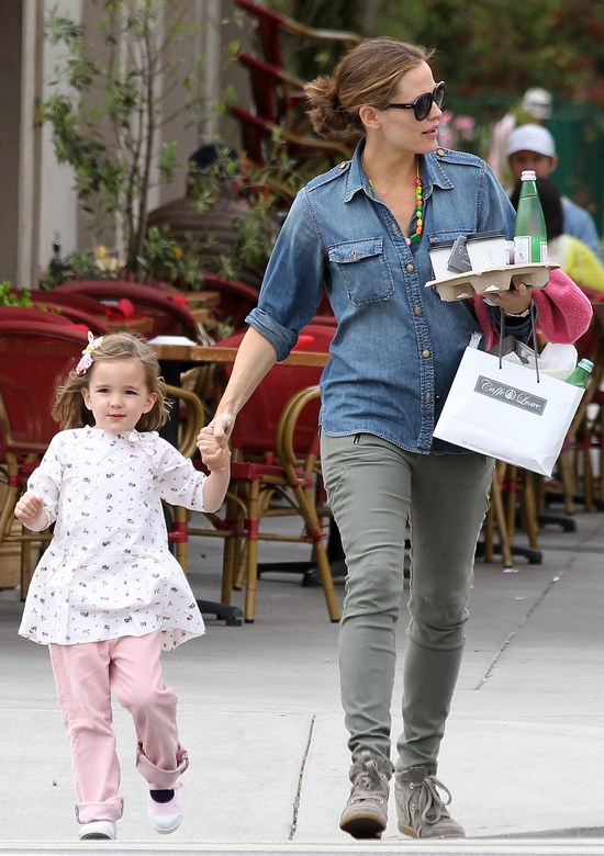 Jennifer Garner znów w ciąży? (FOTO)