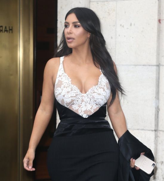 Kim Kardashian pokazała się na Snapchacie bez makijażu... i filtrów! (VIDEO)