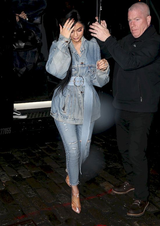 Kylie Jenner WYPIĘŁA SIĘ na rodzinę Kardashianów!