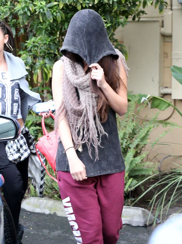 Gwiazdorskie maniery młodej aktorki (FOTO)