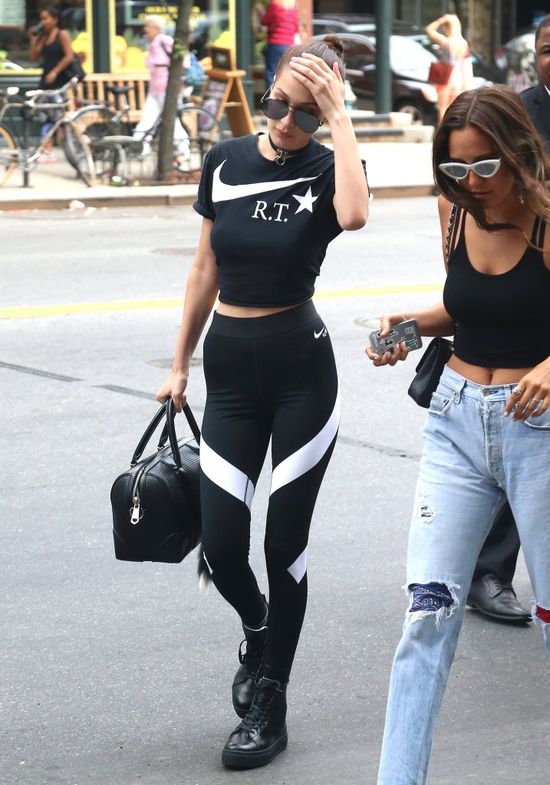 Bella Hadid paradowała w Nowym Jorku... bez stanika (FOTO)