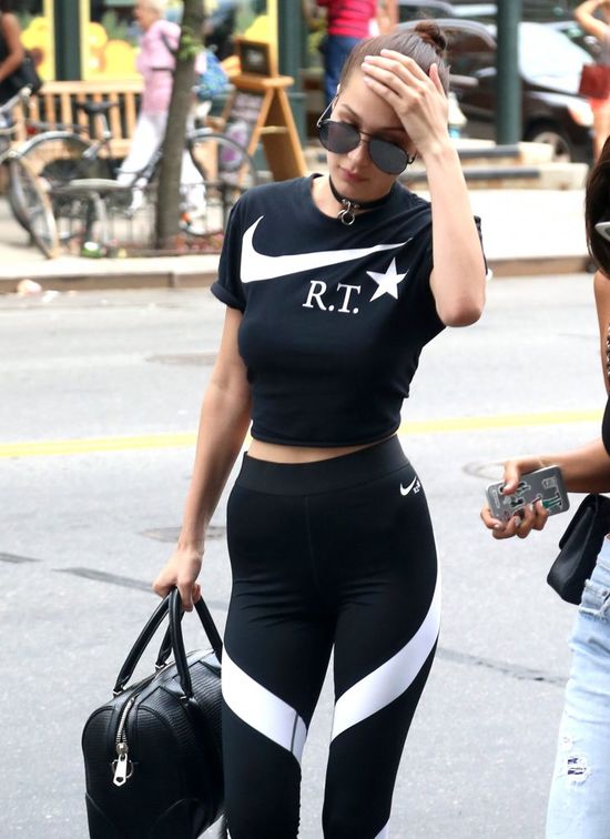 Bella Hadid paradowała w Nowym Jorku... bez stanika (FOTO)