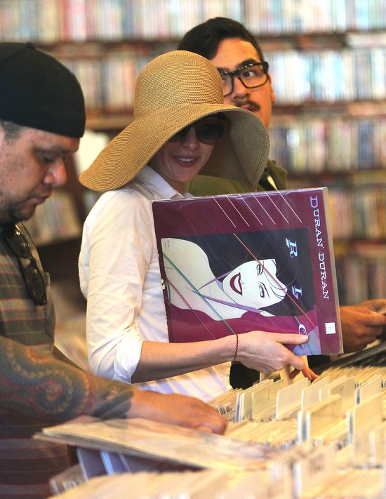 Rozpoznajecie tę gwiazdę? (FOTO) Rozpoznajecie tę gwiazdę? (FOTO)