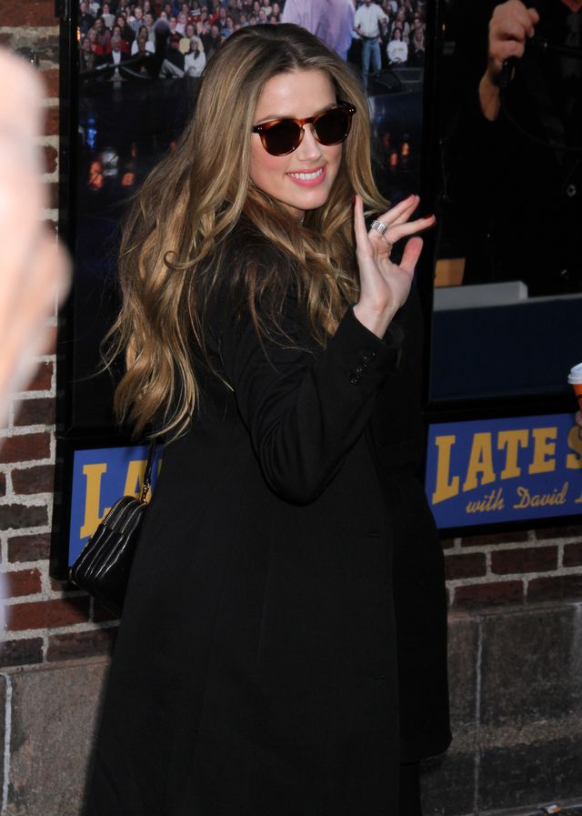  Amber Heard prezentuje: Sto procent kobiecości (FOTO)