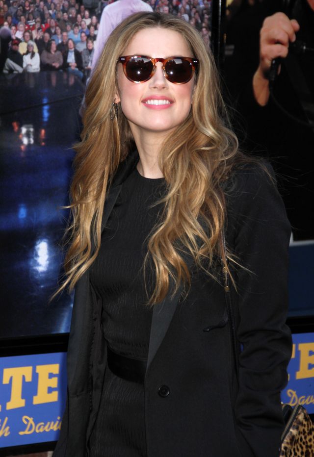  Amber Heard prezentuje: Sto procent kobiecości (FOTO)