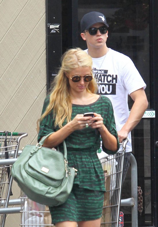 Paris Hilton już zaczyna żonkować (FOTO)