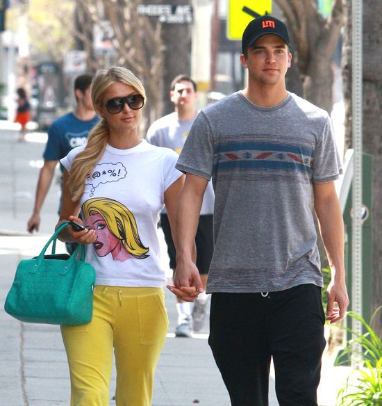 Paris Hilton przybrała na wadze? (FOTO)