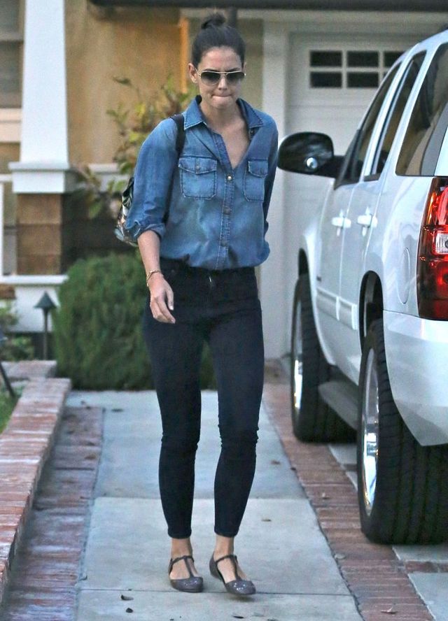  Katie Holmes skończyła eksperymentować z modą? (FOTO)