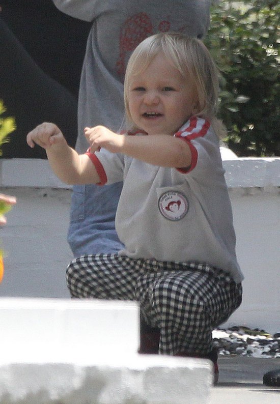 Kate Hudson z dzieciakami podczas sesji zdjęciowej (FOTO)