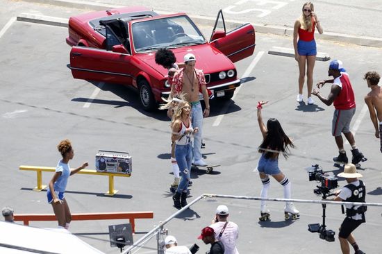 Gigi Hadid kusi swoją sylwetką w skąpym bikini (FOTO)