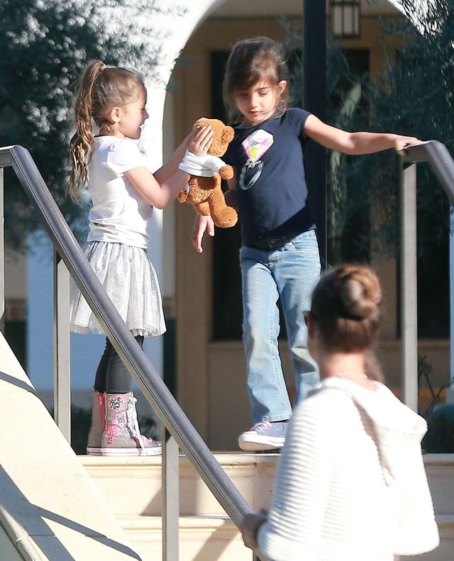 Dzieci Jennifer Lopez są bardziej podobne do ojca (FOTO) Dzieci Jennifer Lopez są bardziej podobne do ojca (FOTO)