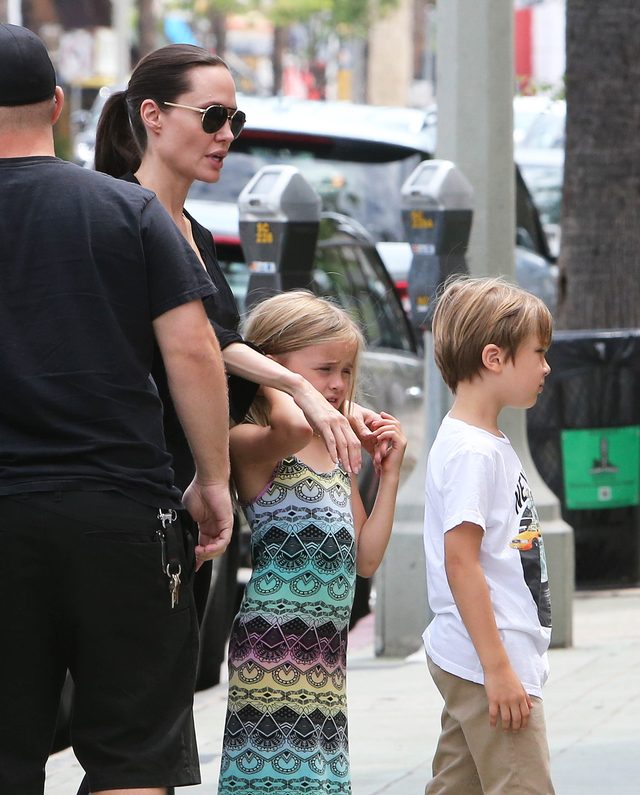 Vivienne i Knox Jolie-Pitt skończyli 7 lat (FOTO)