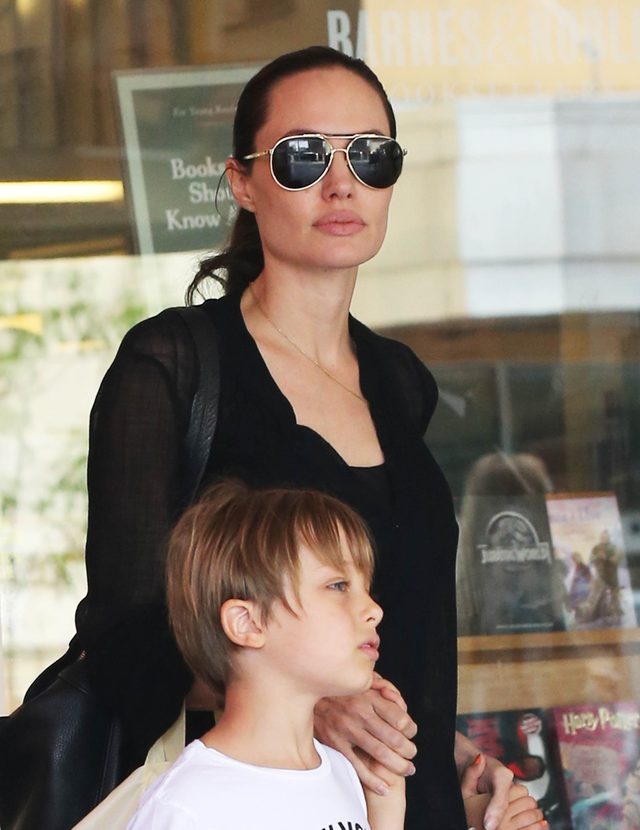Vivienne i Knox Jolie-Pitt skończyli 7 lat (FOTO)