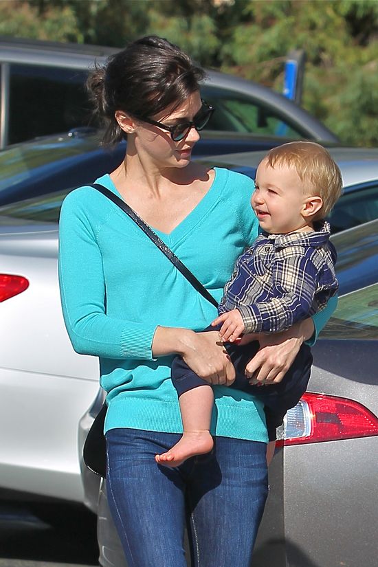 January Jones jest teraz brunetką! (FOTO)