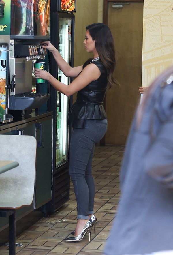 Czy ta pupa wygląda na prawdziwą? (FOTO)