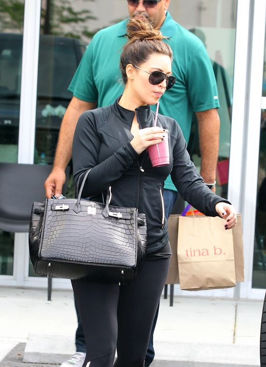 Pupa Kim Kardashian wita nowy dzień (FOTO)